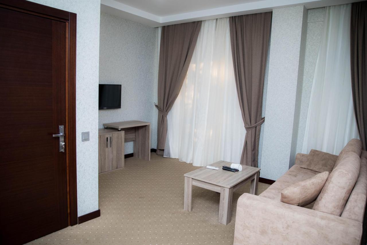 Guest Hotel บากู ภายนอก รูปภาพ